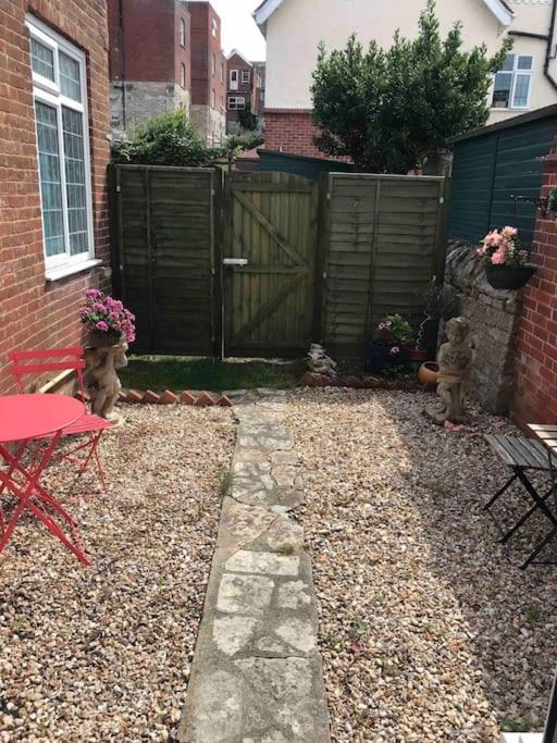 Brook Lodge Garden Flat سوانغه المظهر الخارجي الصورة